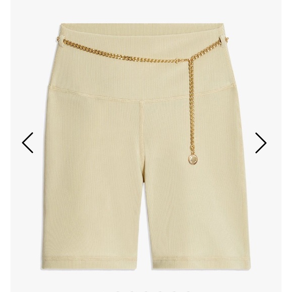 We Wore What Chain Biker Shorts Khaki - Picture 1 of 4